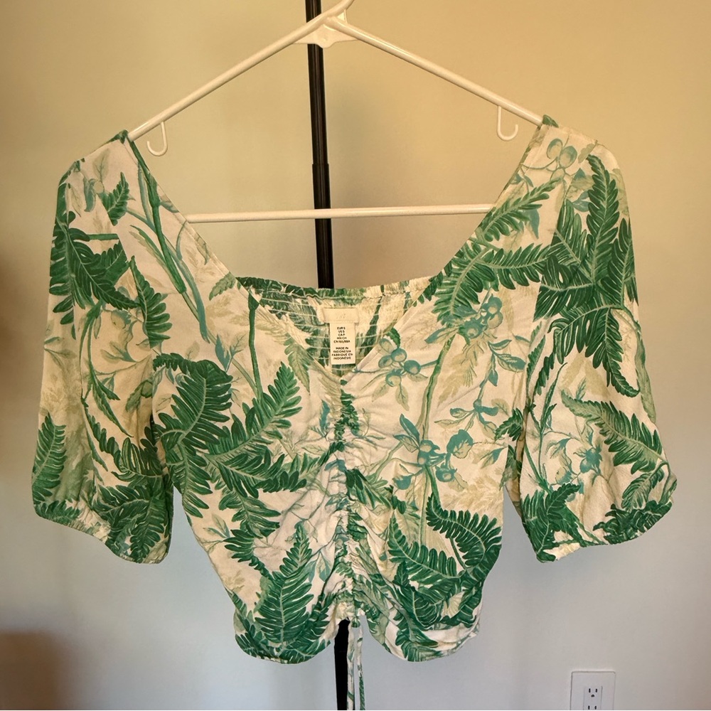 H&M Crop Top Tropical Green Leaf Print